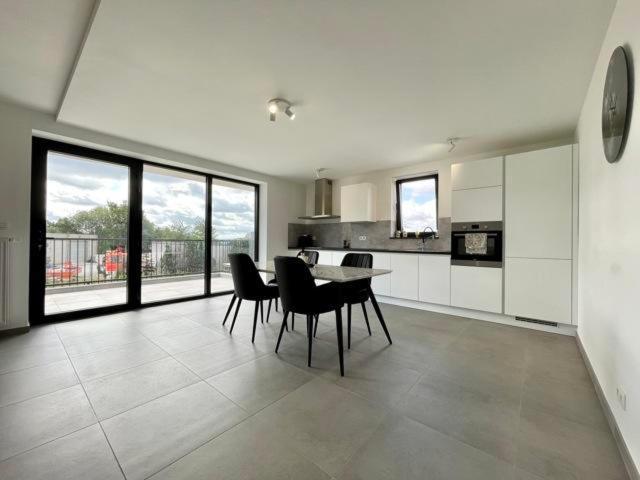 Magnifique Appartement Moderne Et Luxueux A Liege Seraing Exterior photo